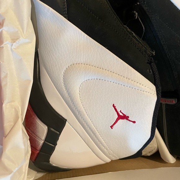 Jordan Cover 3 ‘Bred’ - Picture 6 of 8